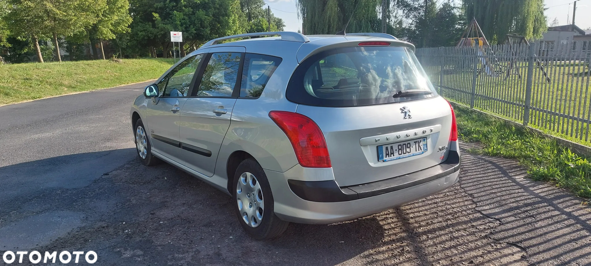 Peugeot 308 HDi FAP 110 NAVTEQ ON BOARD - 2