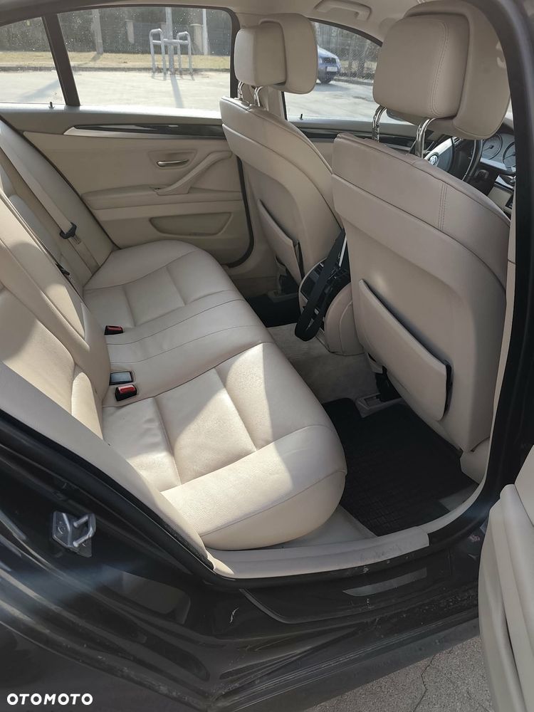 BMW Seria 5 530d xDrive - 19