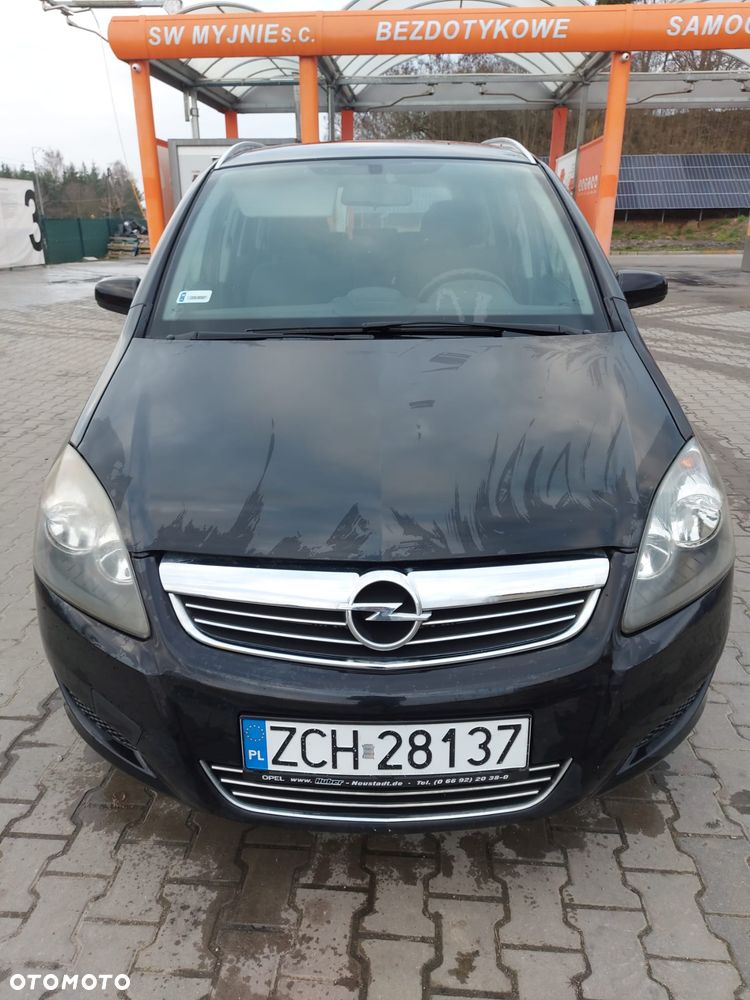Opel Zafira 1.6 Essentia - 1