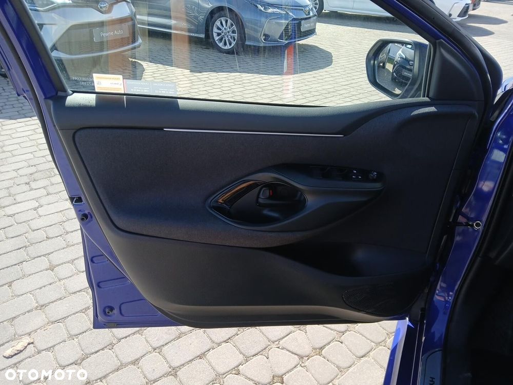 Toyota Yaris Hybrid 1.5 Style - 20