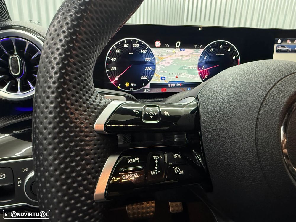 Mercedes-Benz A 200 Limousine 7G-DCT AMG Line - 27