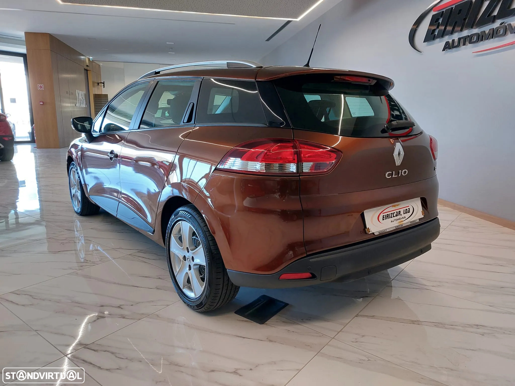 Renault Clio Sport Tourer 0.9 TCE Dynamique S - 2