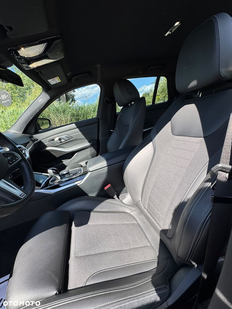 BMW Seria 3 320d xDrive Sport Line Shadow - 18
