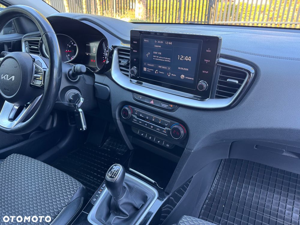 Kia Ceed 1.5 T-GDI L - 19