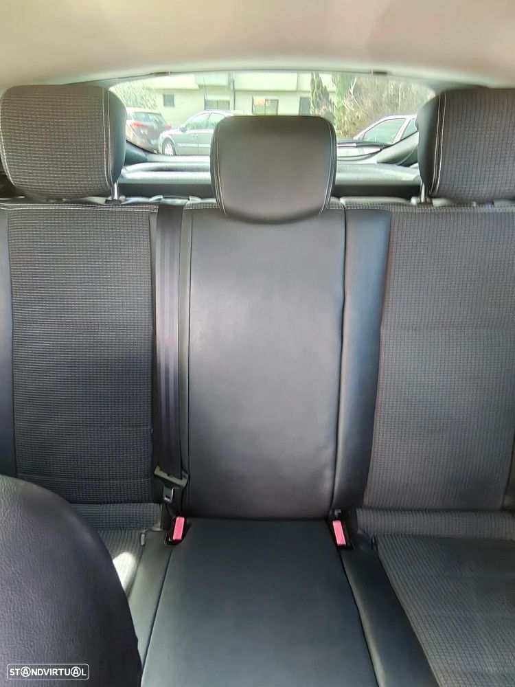 Renault Mégane Coupe 1.5 dCi GT Line - 30