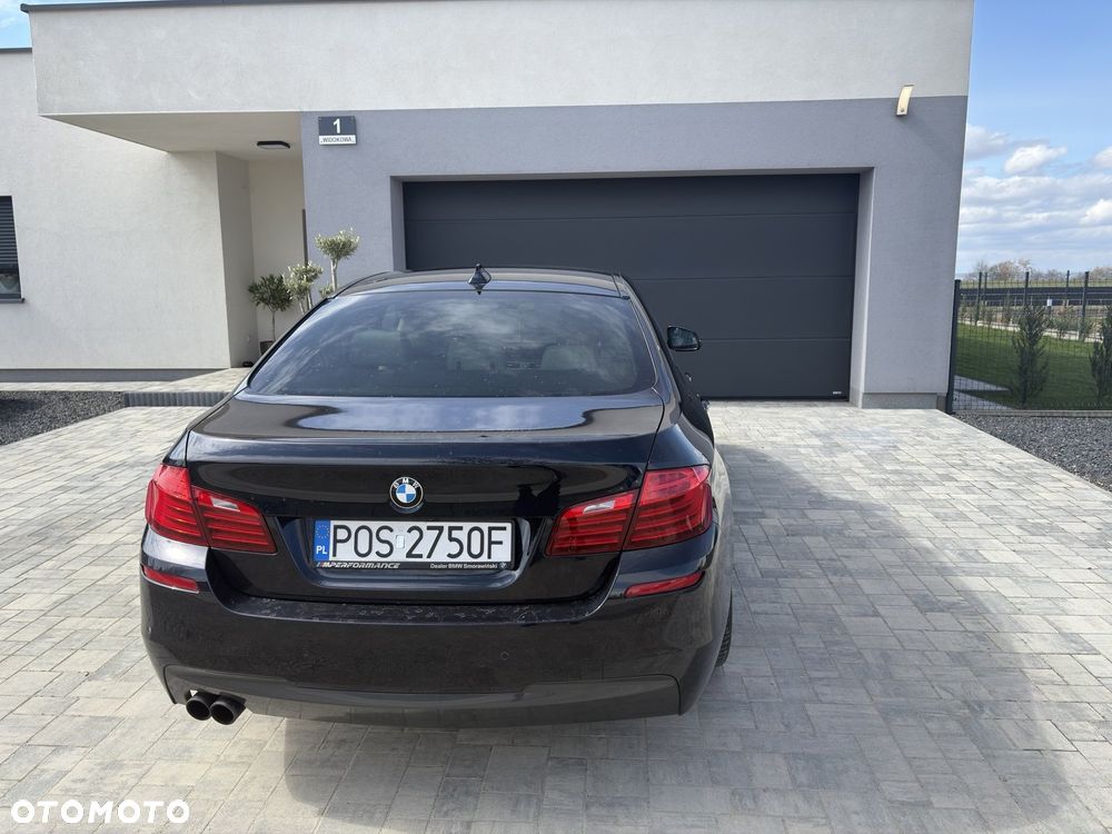 BMW Seria 5 520d xDrive - 1