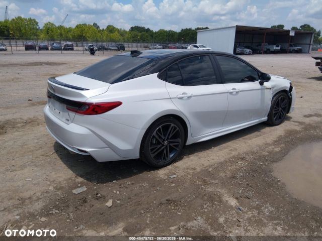 Toyota Camry 2.5 Hybrid Executive CVT - 7