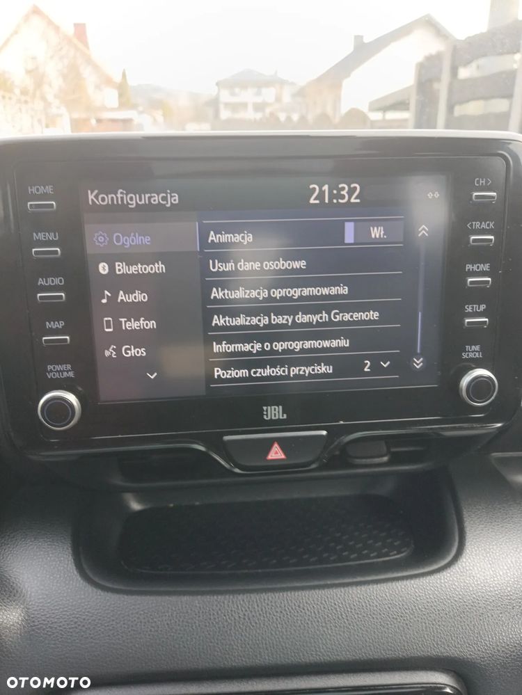 Toyota Yaris - 16