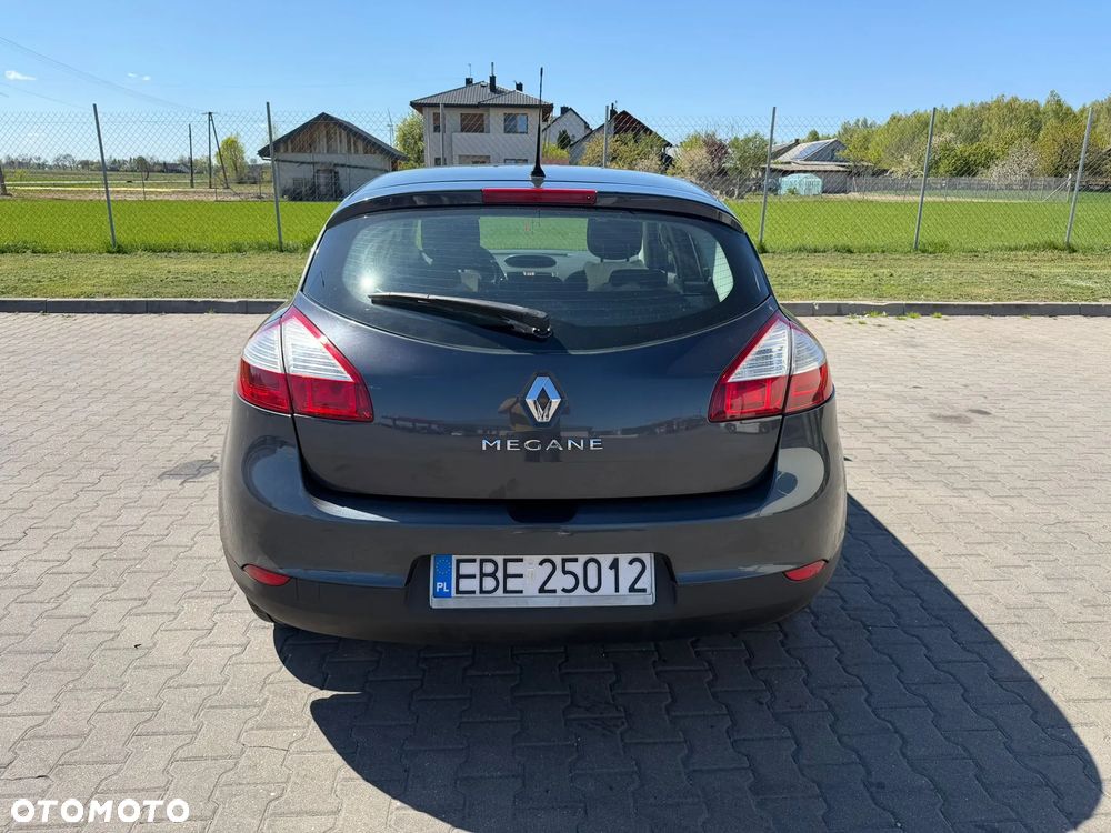Renault Megane 1.6 16V Expression Euro5 - 9