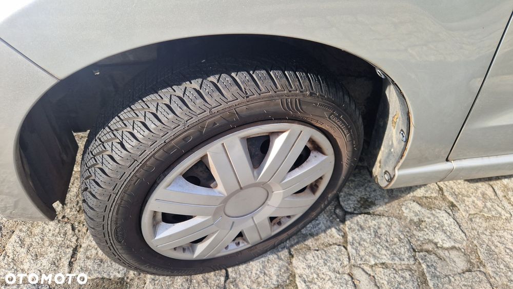 Nissan Pixo 1.0 Visia - 18