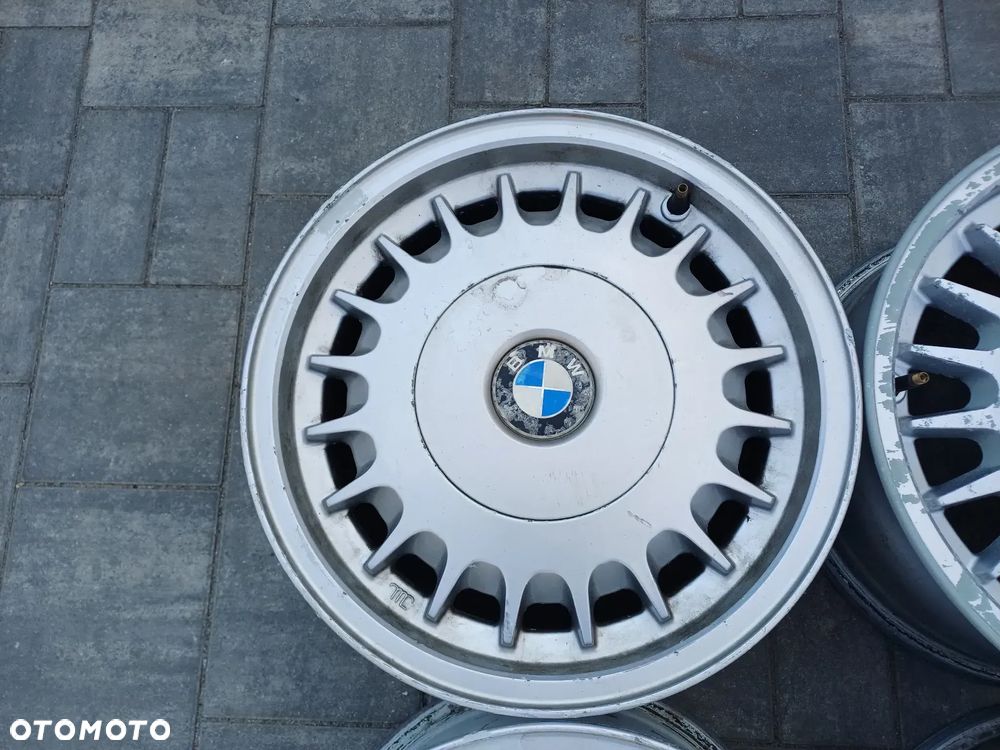 FELGI ALUMINIOWE BMW Styling 2 BMW E34 E32, E28, E24 R15 5X120 ET20 7J 72,5 mm NR39 - 4