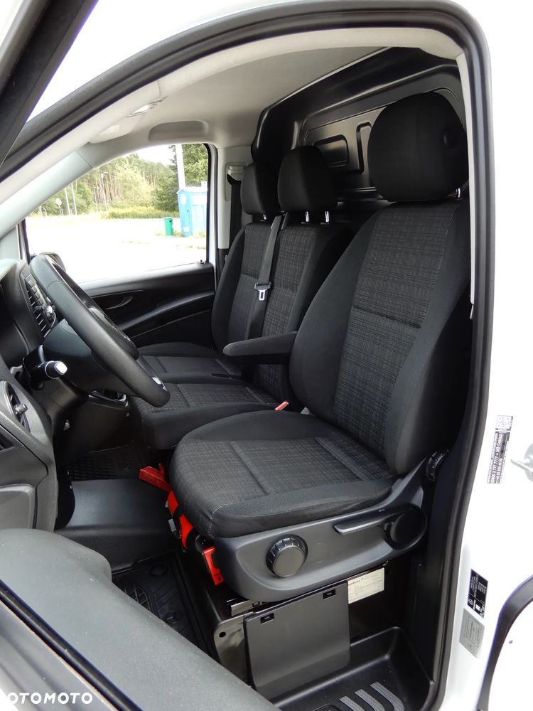 Mercedes-Benz VITO 114 CDI KERSTNER -20 st. C LONG Długi L2 Model W447 Silnik 2.2 CDI 136 KM Serwis ASO Do Ostatniego Kilometra Stan Jak Nowy UNIKAT - 30