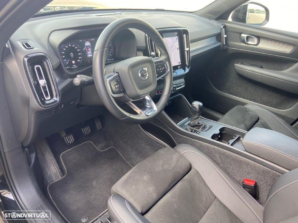 Volvo XC 40 1.5 T2 Core - 9