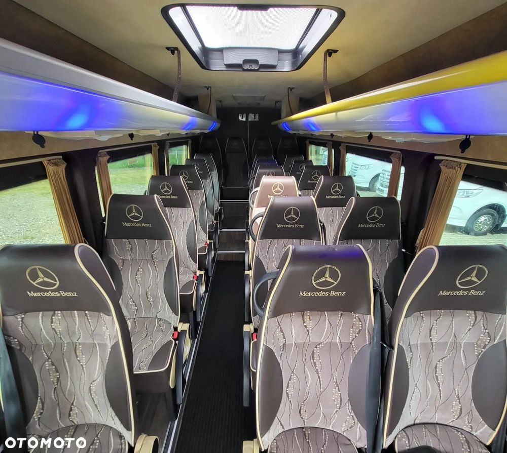 Mercedes-Benz Sprinter 519 CDI 24 miejsca + 4 stojące - 14