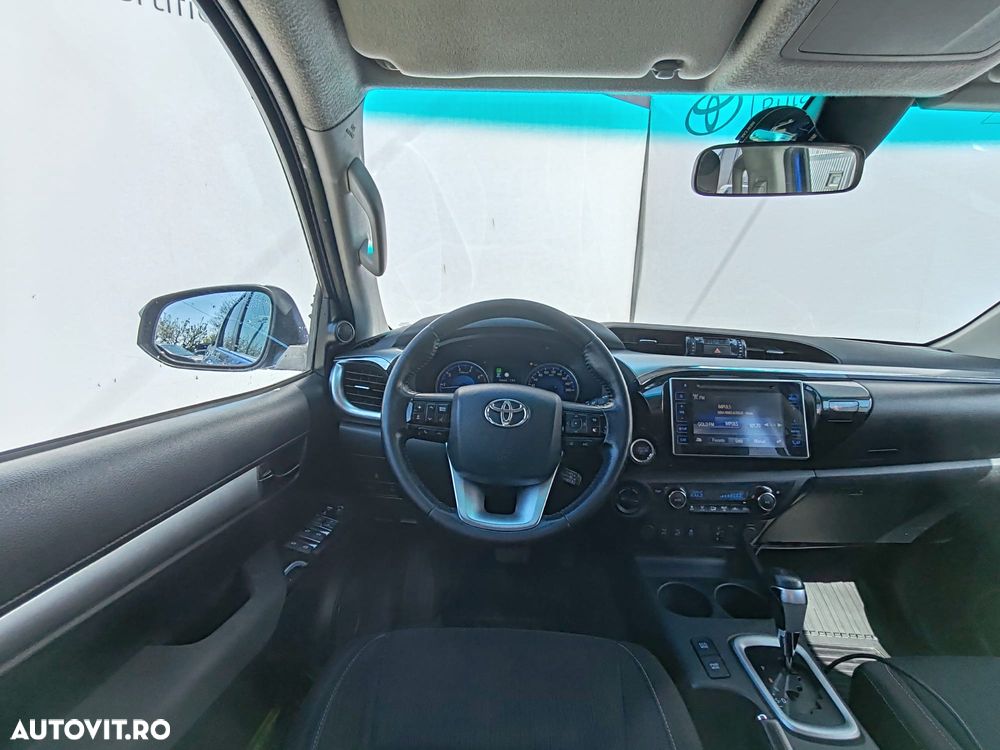 Toyota Hilux 2.4D 150CP 4x4 Double Cab AT Executive - 9