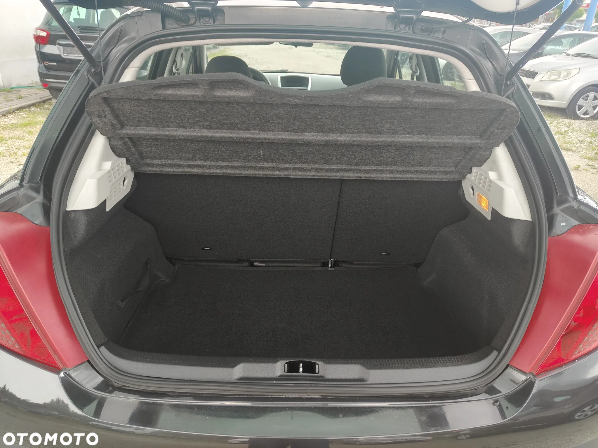 Peugeot 207 75 Urban Move - 12