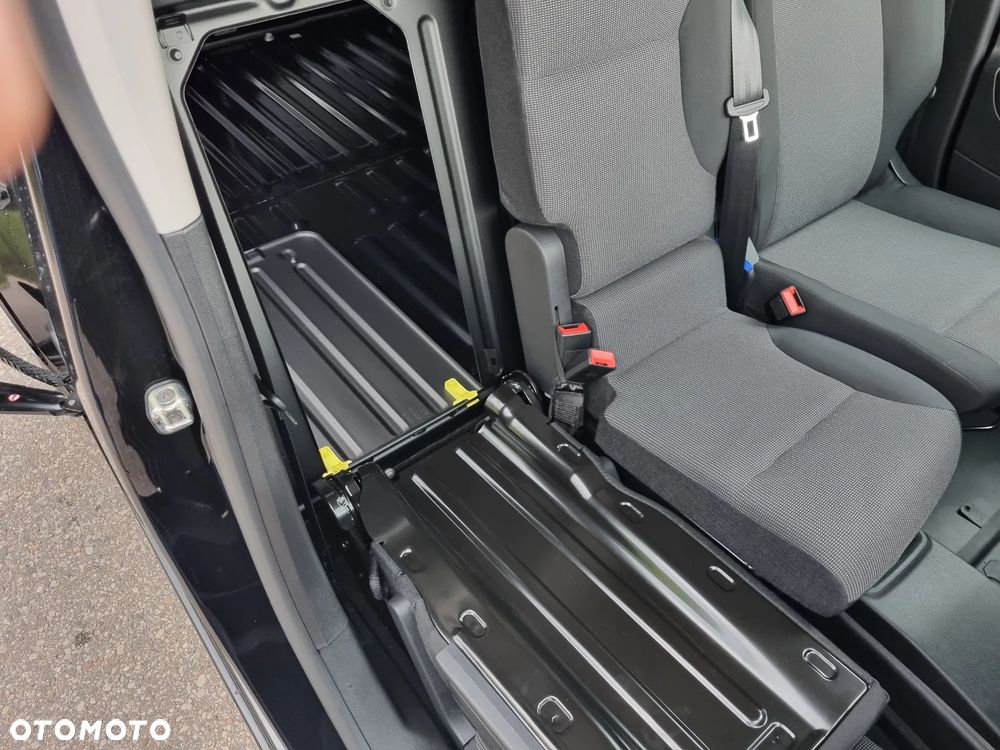 Citroën BERLINGO - 11