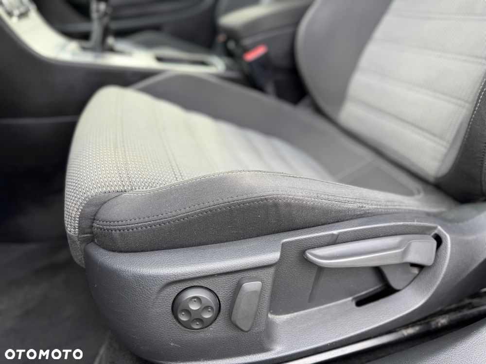 Volkswagen Passat CC 1.8 TSI - 16