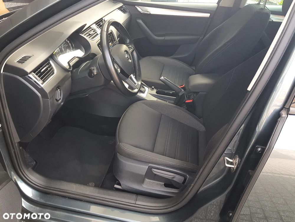 Skoda Octavia 2.0 TDI 4x4 DSG Style - 25