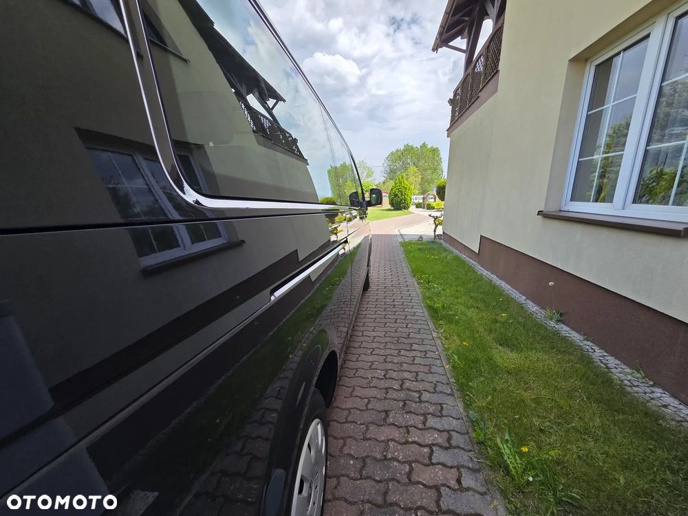 Volkswagen Caravelle L2 - 19