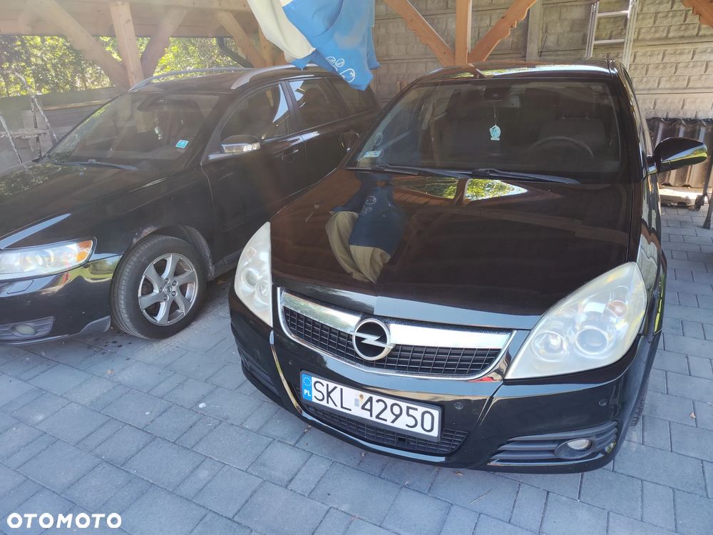 Opel Vectra 1.9 CDTI Cosmo - 3