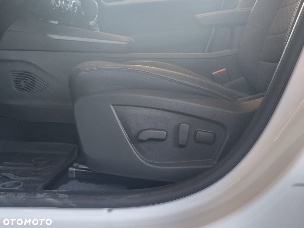 Renault Arkana 1.3 TCe mHEV Techno EDC - 12