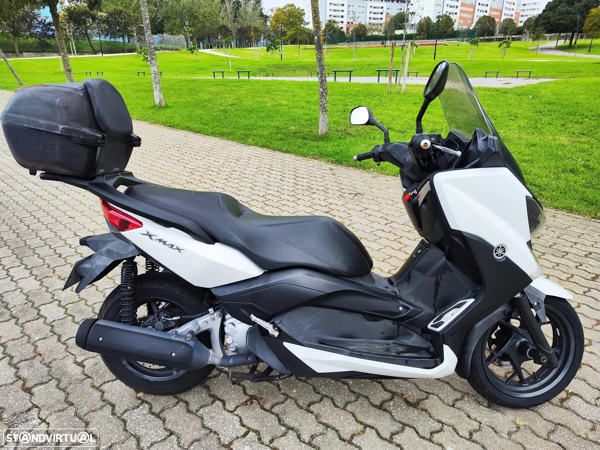 Yamaha X-Max 250 - 7