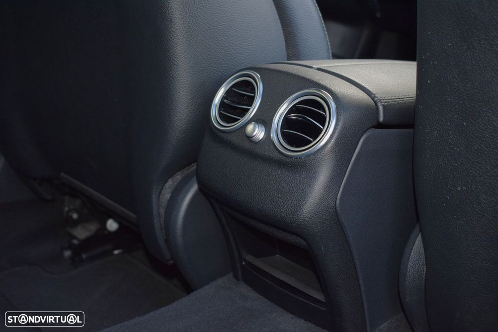 Mercedes-Benz C 180 BlueTEC AMG Line - 39