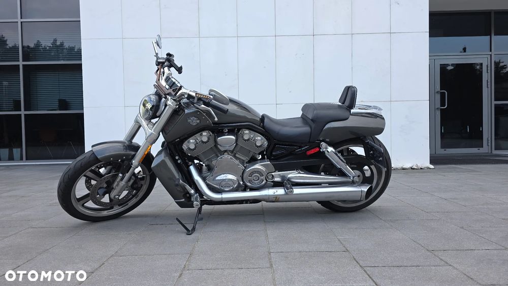 Harley-Davidson V-Rod Muscle - 15