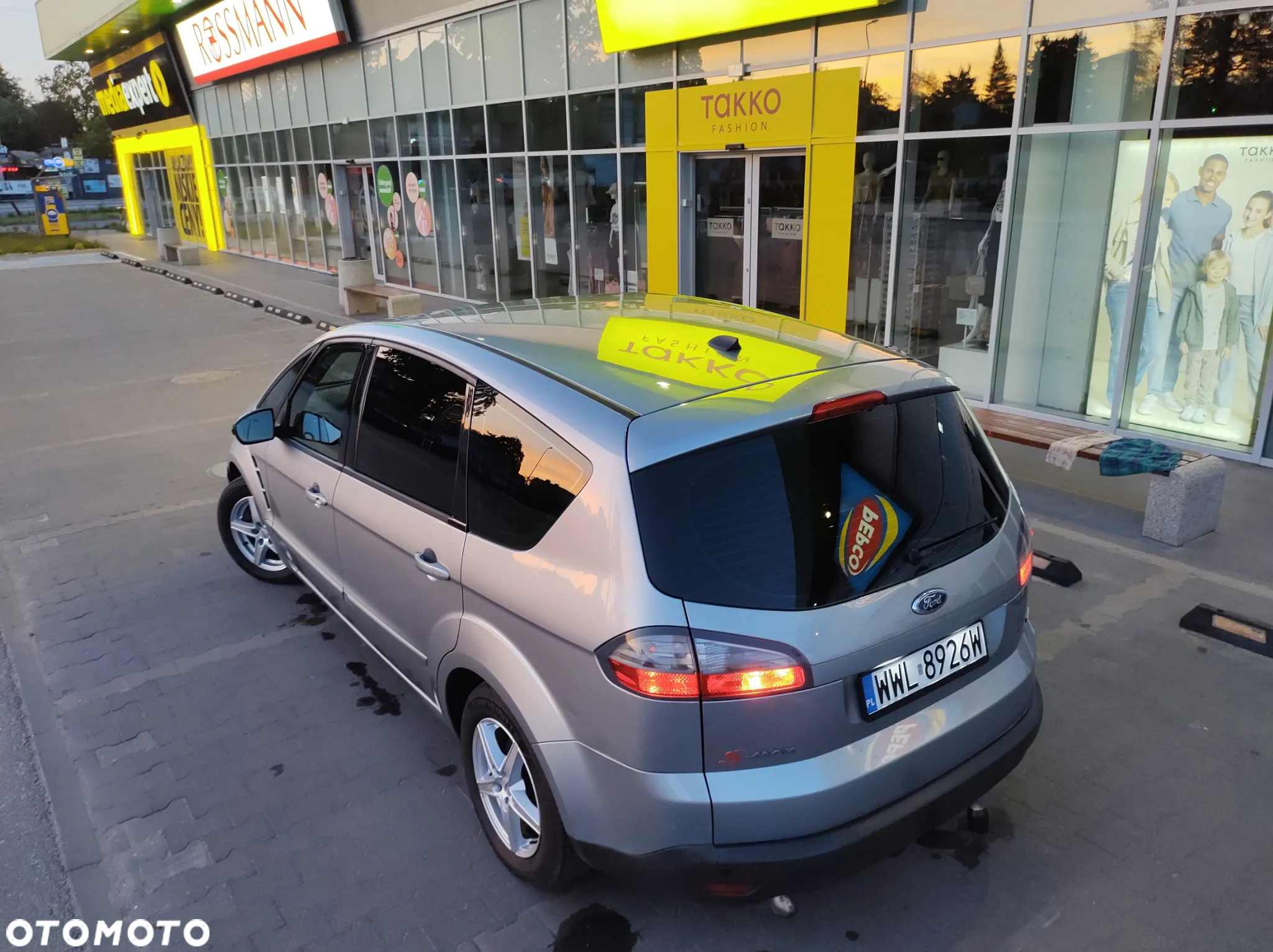 Ford S-Max - 8