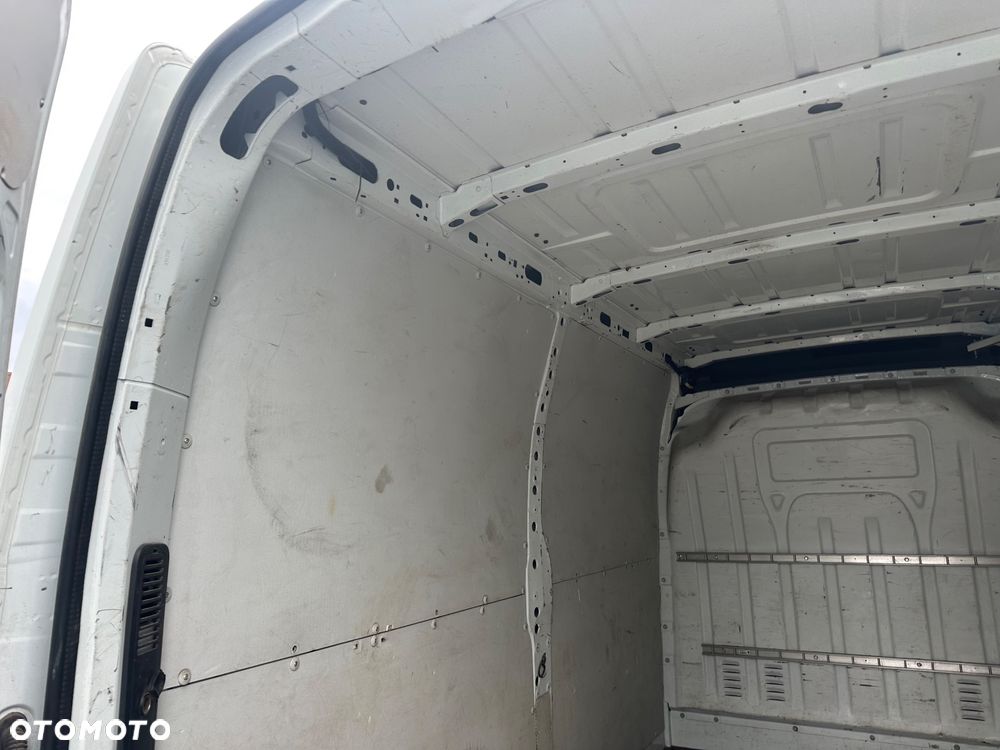 Nissan NV400 2013/14r 2.3dci 125ps L2H2 Klima - 19