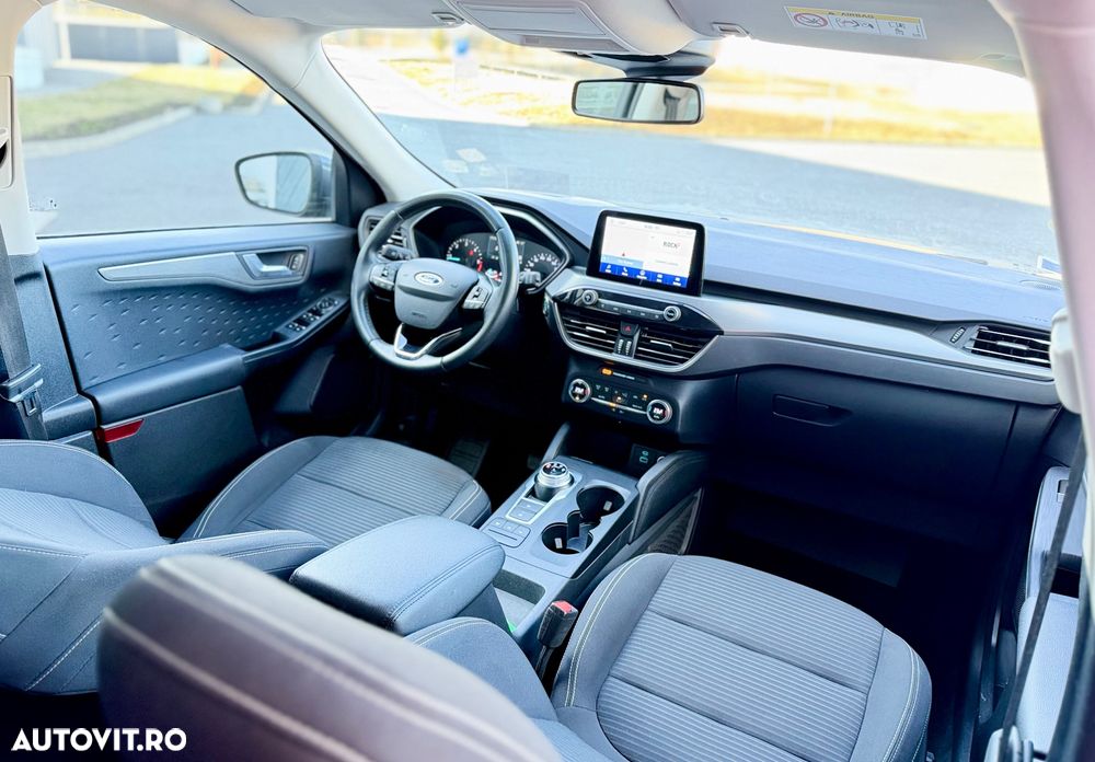 Ford Kuga 2.0 EcoBlue A8 AWD Titanium - 11