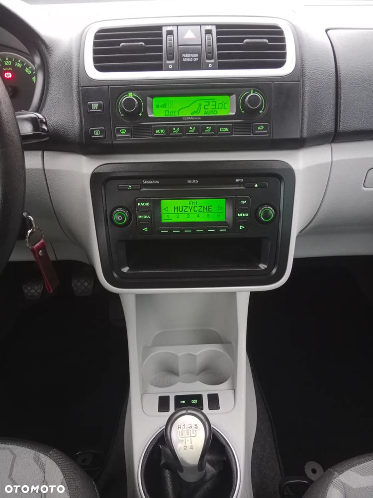 Skoda Roomster 1.6 16V Style PLUS EDITION - 14