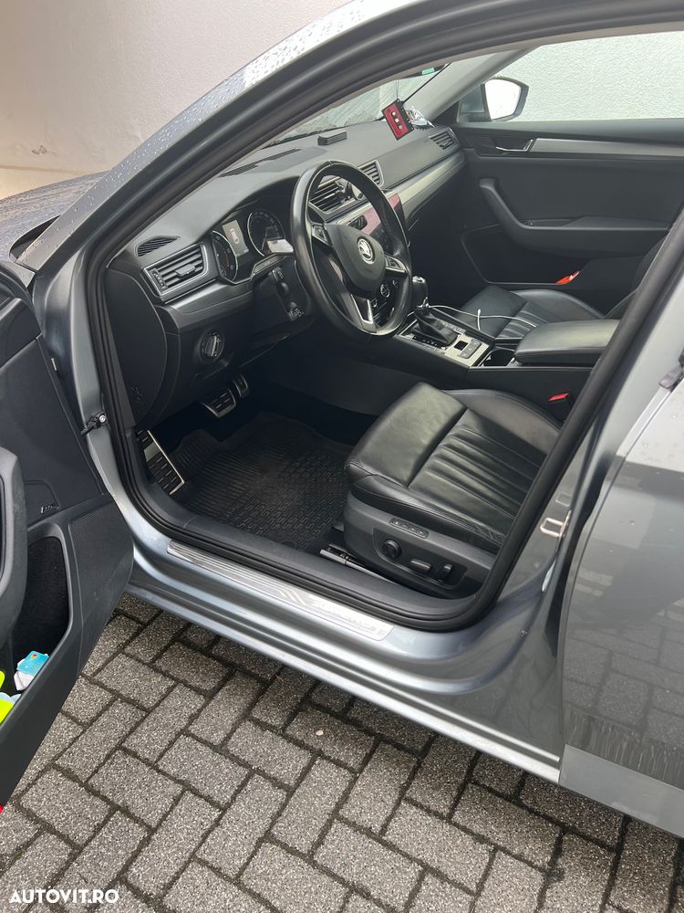 Skoda Superb 2.0 TDI DSG 4X4 Style - 11