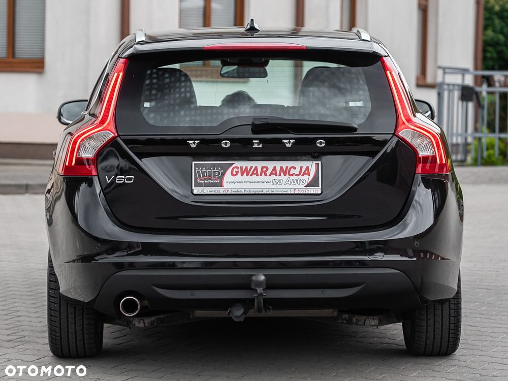 Volvo V60 D2 Summum - 11