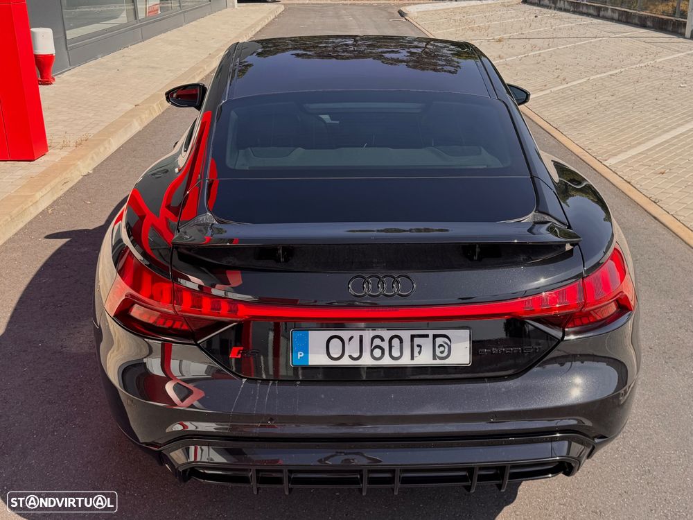 Audi RS e-tron GT quattro - 7