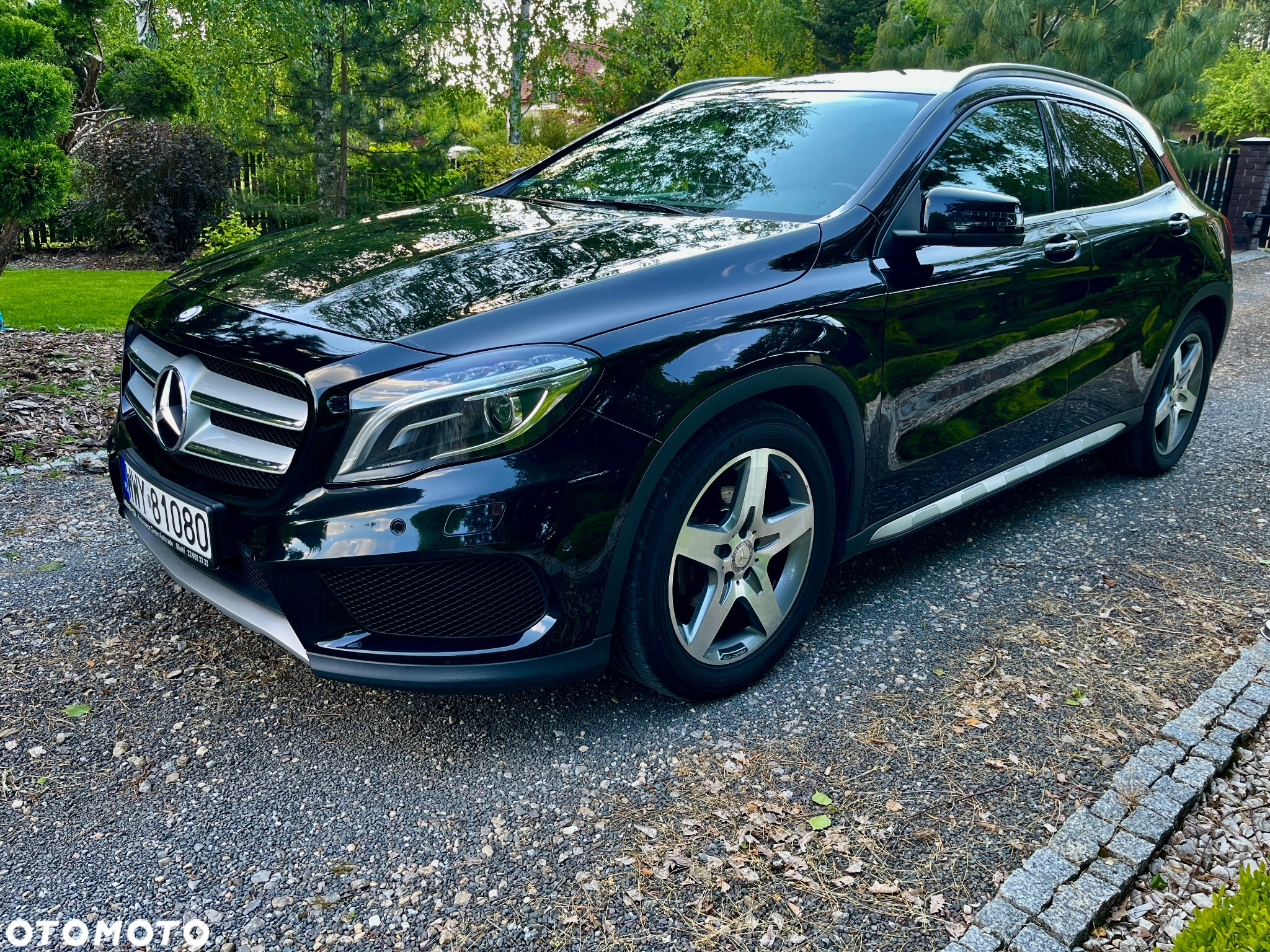 Mercedes-Benz GLA - 11