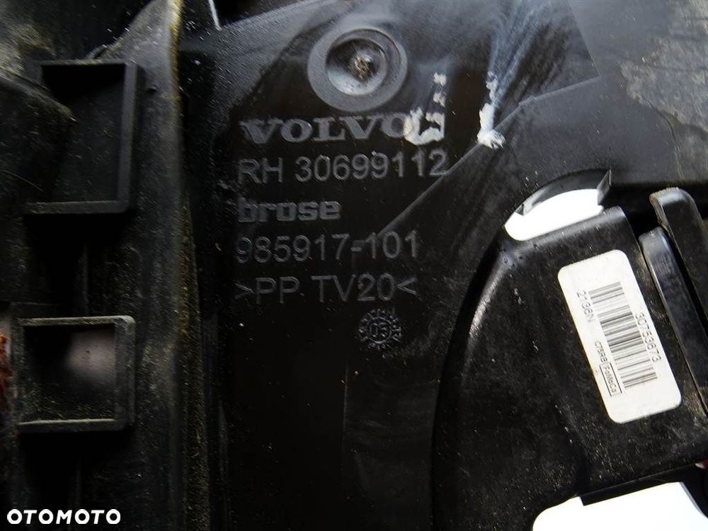 ZAMEK TYŁ PRAWY - 77.00 PLN - VOLVO V50 (545) 2003 - 2012 2.0 D 100 kW [136 KM] olej napędowy 2004 - 3
