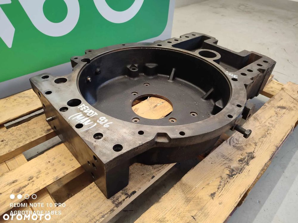 Obudowa koła zamachowego Fendt 926 - 3