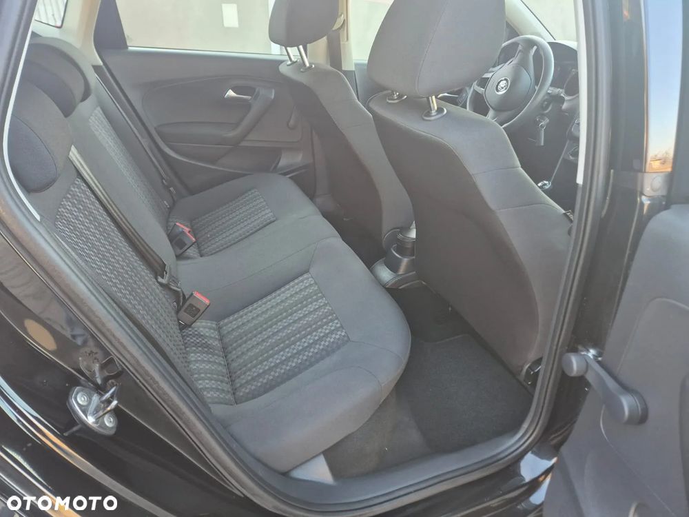 Volkswagen Polo - 22