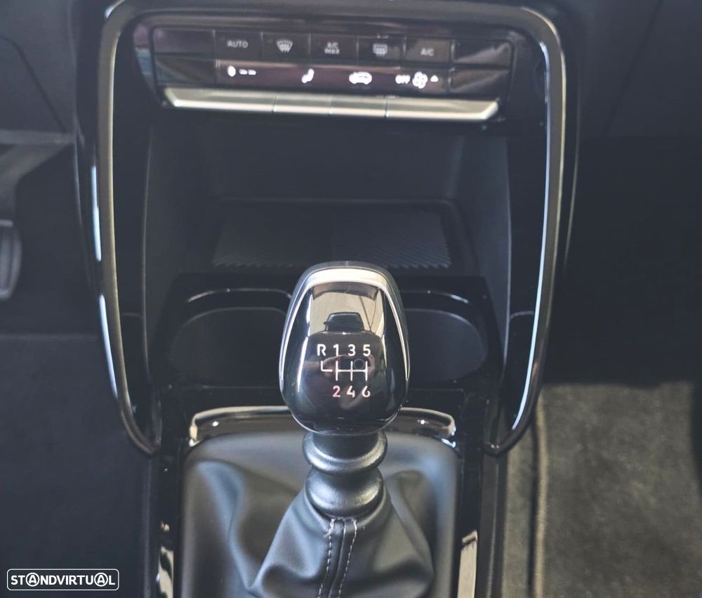 Citroën C3 Aircross 1.2 PureTech Plus - 17