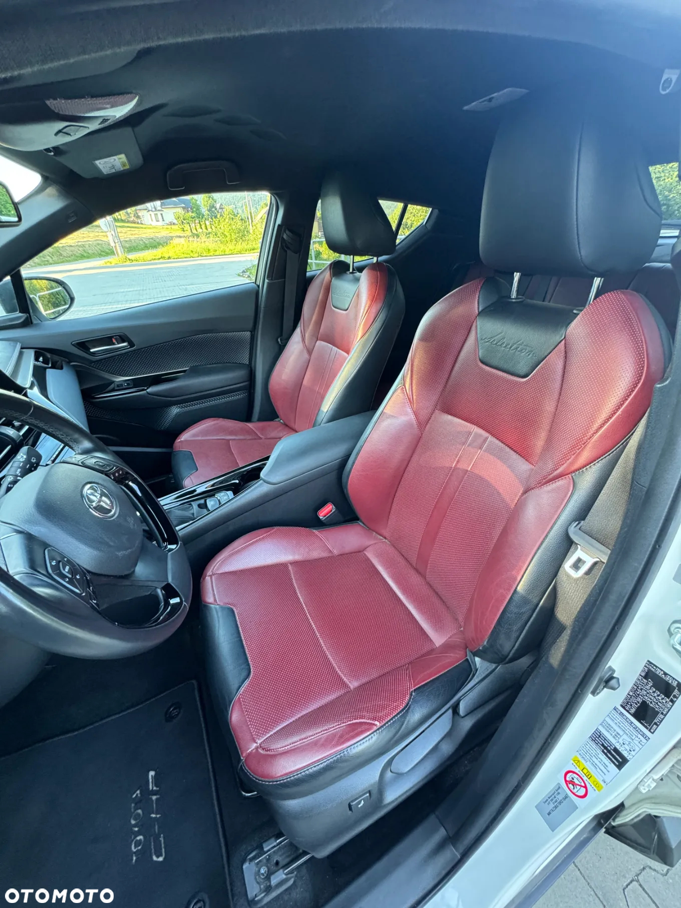 Toyota C-HR 1.8 Hybrid GPF Selection - 3