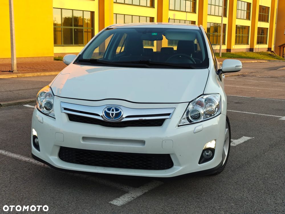 Toyota Auris 1.8 HSD Luna - 2