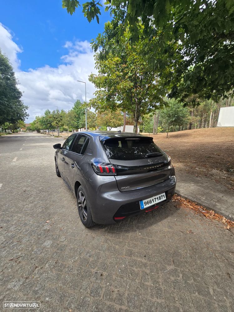 Peugeot 208 1.2 PureTech Allure Pack - 11