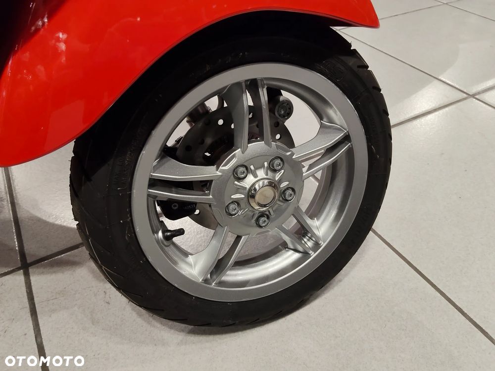 Vespa Primavera - 13