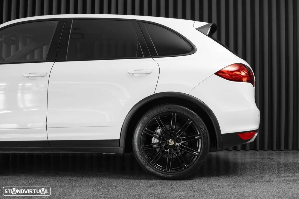 Porsche Cayenne S - 8