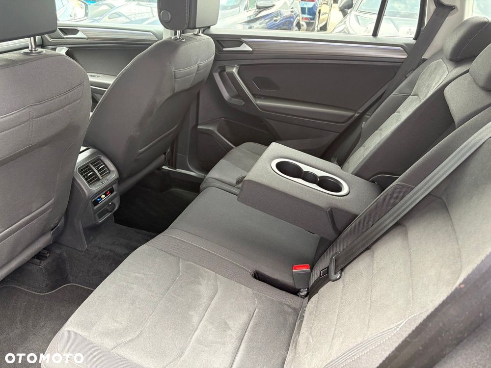 Volkswagen Tiguan Allspace - 15