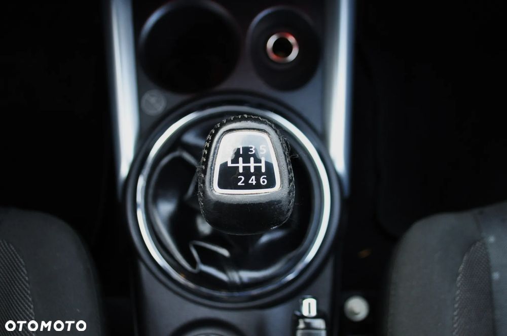 Mitsubishi ASX 1.8 DID Inform - 16