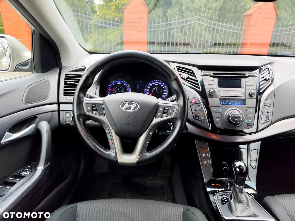 Hyundai i40 Kombi blue 1.7 CRDi DCT Style - 11