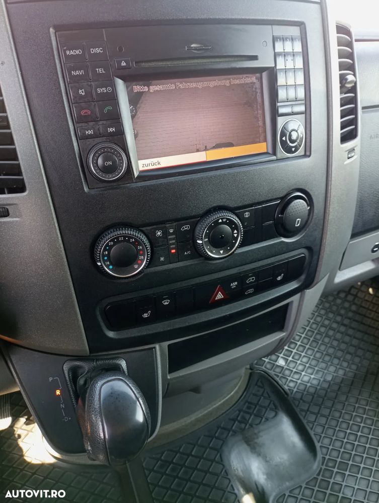 Mercedes-Benz SPRINTER - 8